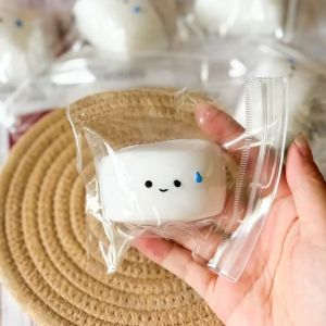 Keeppley | Creative Steamed Bread Pinching Toy Rebound for Stress Relief Decompression Vent Toy Soft Toys