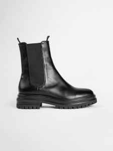 Tony Bianco | Comfortable Chelsea Boots