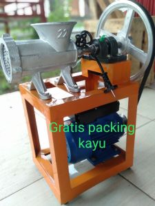 gilingan daging listrik... ukuran 22