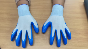 (แพ็ค12คู่) ถุงมือนิรภัย ถุงมือเคลือบยาง ถุงมือทำงาน ถุงมือยาง ถุงมือยางพารา ถุงมือกันบาดทำสวน กันลื่น กันบาด ถุงมือเซฟตี้ ถุงมือใส่ทำงาน ถุงมือช่าง