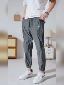 [ผ้ายืด] กางเกงผ้าไหมน้ำแข็งชายสไตล์บางฤดูร้อน 2025 กางเกงใหม่ กางเกงกีฬาระบายอากาศแห้งเร็ว นุ่มและเรียบ