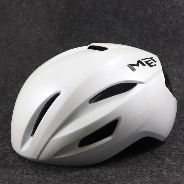 MET Manta Aerodynamic Road Bike Helmet Porous Ventilation Breathable