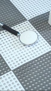 2/4/6pcs 30*30 cm Waterproof Bathroom Shower Mats Non-slip Plain Stitching Plaid DIY Cuttable Roll Floor Hollow Splicing Pads Bathroom spliced with non-slip mats kitchen hollow water-proof mats Household Anti-falling foot pad