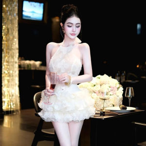 Elegant and Unique Neck-Hanging Evening Dress with Ruffle