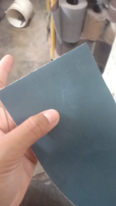 AMPLAS ROLL KERTAS EKAMANT GRIT 320 – LEBAR 10CM PANJANG 50 METER | FINISHING HALUS SUPER DETAIL