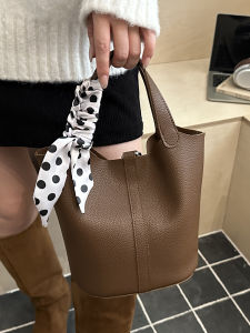 Trendy Retro Commuter Womens Tote Bag Crossbody Shoulder Bag Bucket Shape Soft PU Leather Pure Color Handbag for Youth