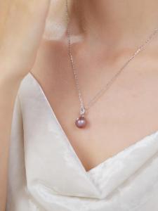 ZHOU LIU FU 周六福 สร้อยคอเงินสเตอร์ลิง สร้อยคอไข่มุกน้ำจืดสีม่วง S925 Sterling Silver Necklace Natural Purple Freshwater Pearl Necklace Dainty Pearl Jewelry for Women 40+5CM X0614365