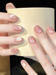 Short Sparkling Ghost Powder Cat Eye Nail Tips Brightening White Gentle Short Wearable Nail Art Glittering Student Affordable Fake Nails