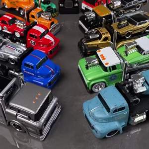 Maisto 1:64 AE86 Toyota JDM muscle transport car Toyota Trueno sprinter alloy trailer (AE86)