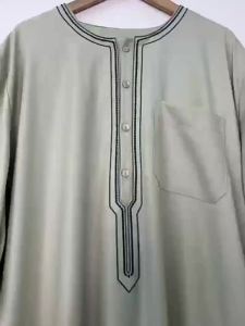 Middle East DUBAI Turkish Mens Robe   Solid Color Loose Button Shirt Mens Robe  thobe 170-5