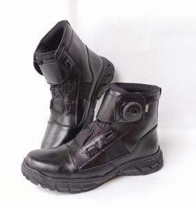 SPARTA SEPATU PDH TALI PUTAR REF MIDTRACX HITAM SHOES