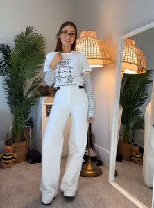 RYU BEAR เสื้อยืดลายการ์ตูนสัตว์เลี้ยง "กอด" น้องเสือสีดำ ผ้าคอตตอน 100% นุ่มสบาย สำหรับผู้หญิงและผู้ชาย