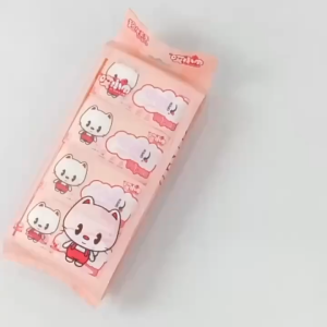 Tissue Basah Travel Size 1 Pack Isi 8 Bungkus Motif Kartun Tisu Basah Mini Non Alkohol Maeve