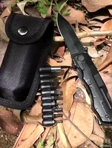 มีดพับ มีดอเนกประสงค์ 16 in1 พร้อมไขควง 9ชนิด สวยงาม ใช้สำหรับเดินป่า แข็งแรง รถแกรนต์