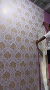 Wallpaper Dinding Polkadot Hijau Ukuran 45cm x 10m ( Rindyani Wallpaper Land Shop }