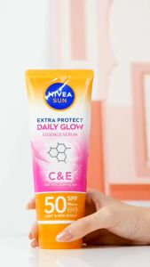 NIVEA SUN Body Serum Daily Glow Essence Serum SPF50+ PA+++ 180ml - Melindungi dan Mencerahkan Tubuh