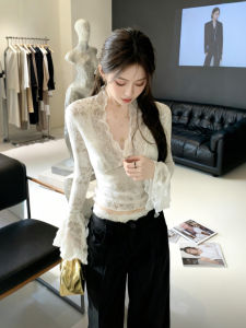 CHANGTONG | French Elegant Age-reducing Unique Design Lace Top