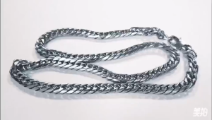 Satu Set Gelang Dan Kalung Rantai Rapat Pria Wanita Anti Karat