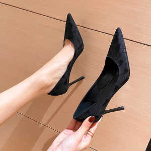 รองเท้าส้นสูงแบบสวมสำหรับผู้หญิง ทรงหัวแหลม ส้นบาง ดีไซน์เก๋ไก๋ รองเท้าแฟชั่นสำหรับผู้หญิง รองเท้าส้นสูงแบบสวมแบบสวม ส้นสูง 5-8 ซม.