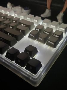 JIAGONG | Bàn Phím Cơ Chơi Game Làm Việc Gia Đình 87 Phím Đèn LED RGB Trong Suốt Switch Đỏ Quiet Tea