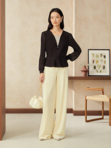 Merino Wool Silk Blend Color Blocking Pseudo Two-Piece Bell Sleeve Knitted Top