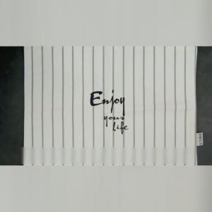 (Giao hàng nhanh) 10 miếng khăn lau tay miệng cầm tay cho bé hàm lượng nước 99% không chứa cồn thoải mái và thân thiện với làn da