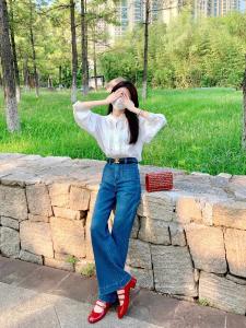 Quần Jeans Denim Ống Rộng Cạp Cao Màu Xanh Cổ Điển Cho Nữ Quần Ống Rộng Dáng Thẳng Mùa Xuân Mùa Hè Quần Jeans Ống Rộng Cỡ Nhỏ