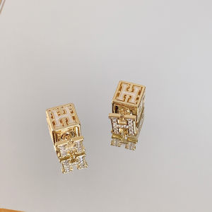 Elegant Double-Sided Diamond-Encrusted Letter H Stud Earrings Fashionable Minimalist Square Design Womens Jewelry Accessory