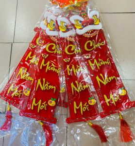 Cặp liễn treo câu đối đỏ ý nghĩa may mắn ngày Tết bán theo set và cặp