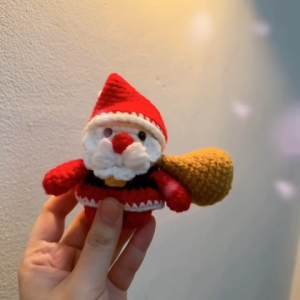 Móc Khóa Ông Già Noel Bằng Len Làm Quà Tặng Trang Trí