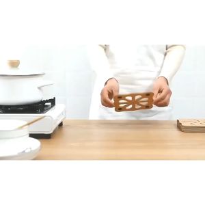 Miếng Lót Nồi Cách Nhiệt Gỗ Ép Hình Ngộ Nghĩnh -AENEA