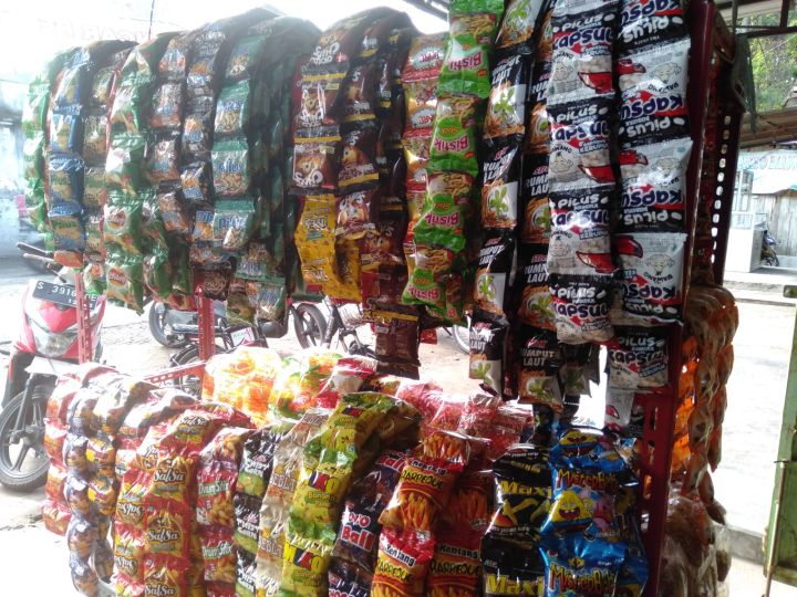 random aneka Snack renteng/renceng 5000 | Lazada Indonesia