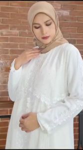 Gamis Wolfis mix Ceruty Babydoll Terbaru 2023 Wolpis dan Ceruti Putih Baju Umrah Pakaian Umroh Wanita | Abiyyuco TA9034