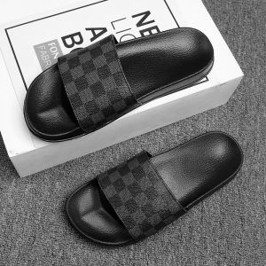 European Station Slippers Mens Shoes 2023 Summer Outwear Mens Slippers Non-Slip Deodorant Trendy Unique Sandals