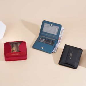 กระเป๋าสตางค์หนัง PU ทรงสั้น กระเป๋าใส่บัตรประจำตัว กระเป๋าใส่เหรียญแบบเรียบง่าย กระเป๋าสตางค์ผู้หญิง กระเป๋าสตางค์แฟชั่น กระเป๋าสตางค์แบบมีฟังก์ชันหลายอย่าง กระเป๋าสตางค์แบบมีซิป