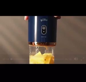 Juicer Blender Portable Mini / Juicer 6 Mata Pisau / Blander Jus Buah Port Charger USB Electric