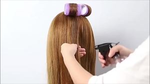 31Pcs Heatless Hair Curlers Set with 18 Self Grip Rollers 12 Clips Satin Nightcap for Overnight Natural Waves Styling Kit