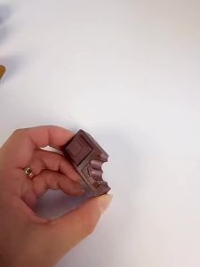 【H】3D Simulated Chocolate Keyboard Fidget Toy Keyboard Fidget Keychain Keyboard Decompression Finger Clicker Toys Stress Relief