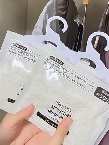 PureStuff COD ถุงดูดความชื้น ดูดกลิ่นอับ ลดความชื้น กันกลิ่นอับและเชื้อราในตู้เสื้อผ้า แขวนได้ ใช้งานสะดวก 500ML