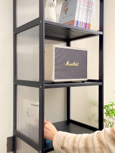 Lemari Pajangan & Rak Serbaguna: Desain Minimalis & Kapasitas Tinggi