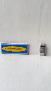 OTG CONNCETOR CONVERTER  LIGHTING TO USB TYPE C MALE TRANSFERING DATA DAN LISTRIK