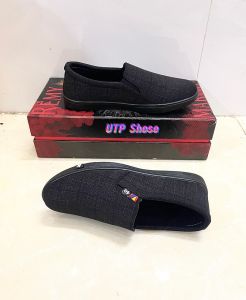 Giày lười vãi nam giá rẻ..kiểu dáng trẻ trung..size từ 38-43..họa tiết kẻ sọc sang trọng lịch lãm