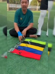 ถุงเท้ากันลื่น ยาว 6 สี ถุงเท้า ถุงเท้ากีฬา ถุงเท้ากันลื่น ถุงเท้าฟุตบอล ถูกกาย หนานุ่ม ระบายอากาศที่ดี ถูกพัฒนาด้วยส่วนผสมหลักการ