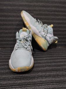 preloved second hand shoes for men basketball shoes Size Eur 40/Us 6