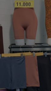 celana SHORT legging paha/lejing bahan licin