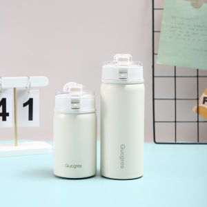 Portable Large Capacity Simple Design Cute Cartoon Insulated Water Bottle One Button Open Lid Jumping Lid School Special Use