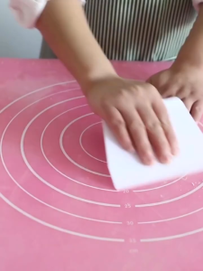 Plastic Cake Scraper / Dough Cutter/ Cream Spatula Pastry Baking Tools