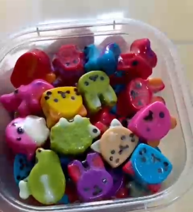 Coklat karakter mini random isi 40 pcs premium