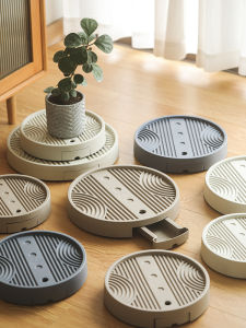 พื้นรองกระติ้งพลาสติกหนา พร้อมล้อเลื่อนแบบเคลื่อนที่ สำหรับต้นไม้และพืช พร้อมพื้นรองรับน้ำ รูปดอกไม้ รูปวงกลม