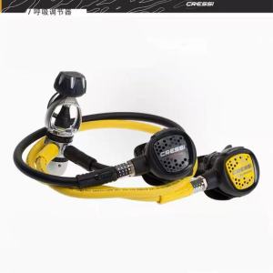 Scubapro Professional Diving Equipment Maintenance Cleaning Adjustment Primary And Secondary Head BCD Maintenance